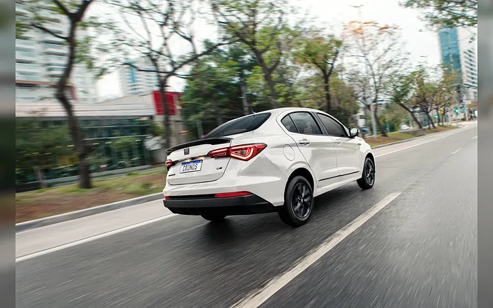 Fiat Cronos - foto 2