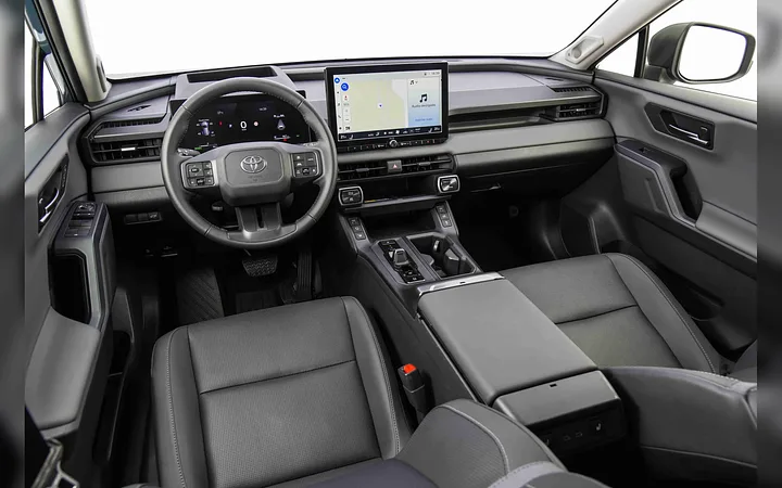 Toyota Rav4 - foto 3
