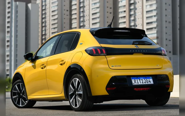 Peugeot e-208 (Elétrico) - foto 2