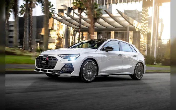 Audi A3 - foto 1