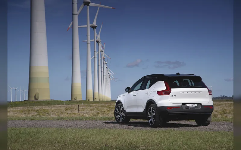 Volvo XC40 - foto 2