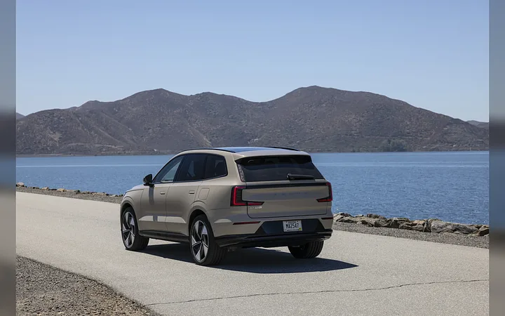 Volvo EX90 (Elétrico) - foto 2