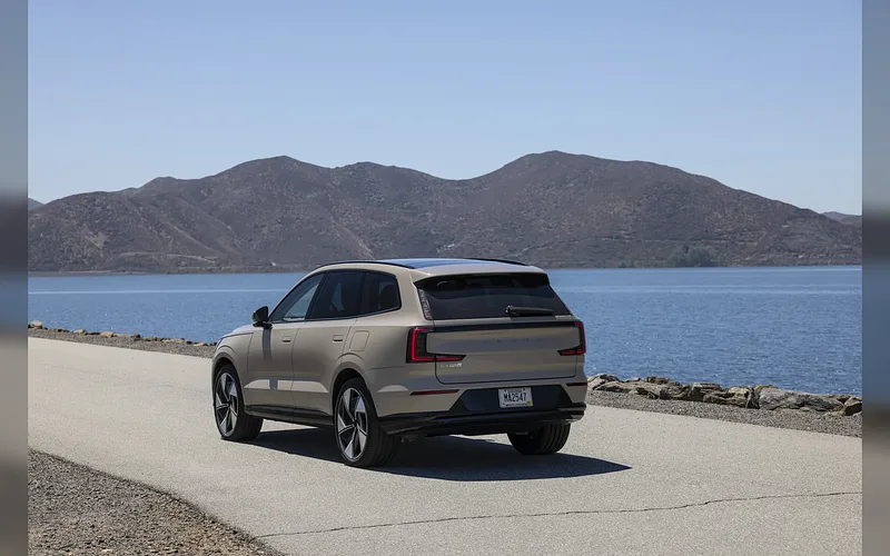Volvo EX90 (Elétrico) - foto 2
