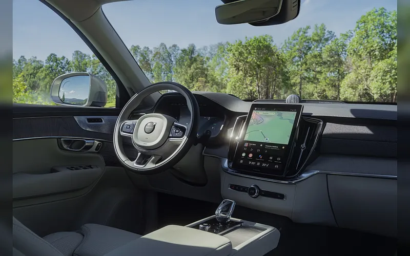 Volvo XC90 - foto 3