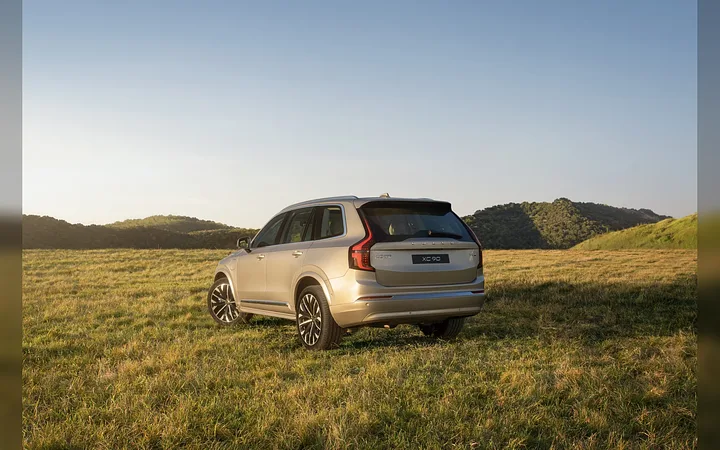 Volvo XC90 - foto 2