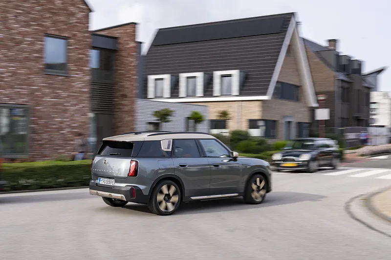 MINI Cooper Countryman - foto 2