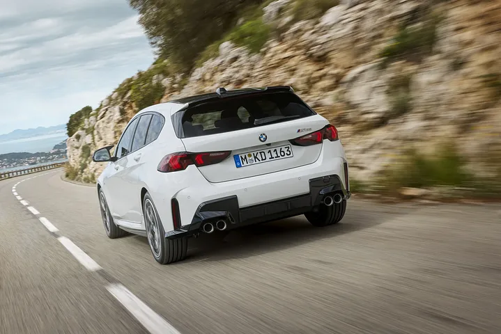 BMW 118i - foto 2
