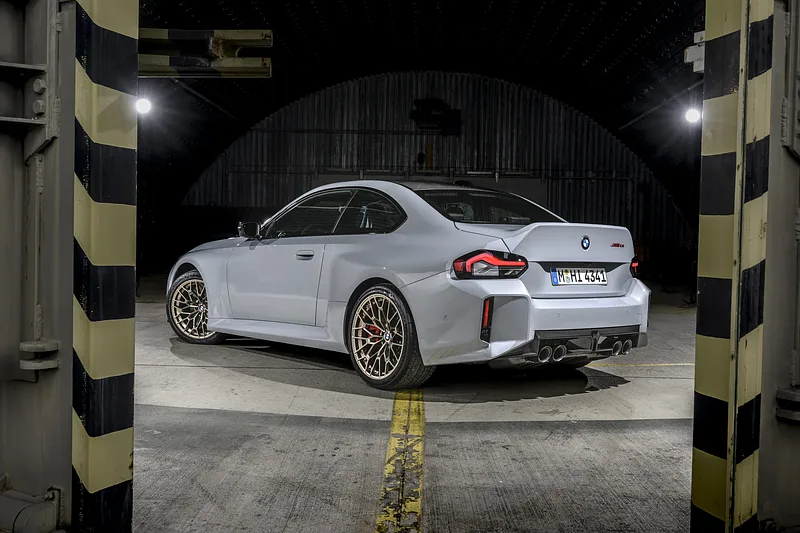 BMW M2 - foto 2