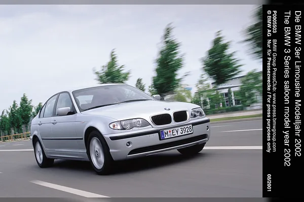 BMW 323i