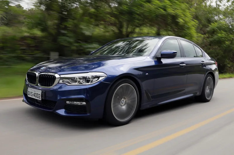 BMW 530i - foto 1