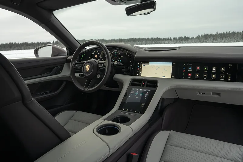 Porsche Taycan - foto 3