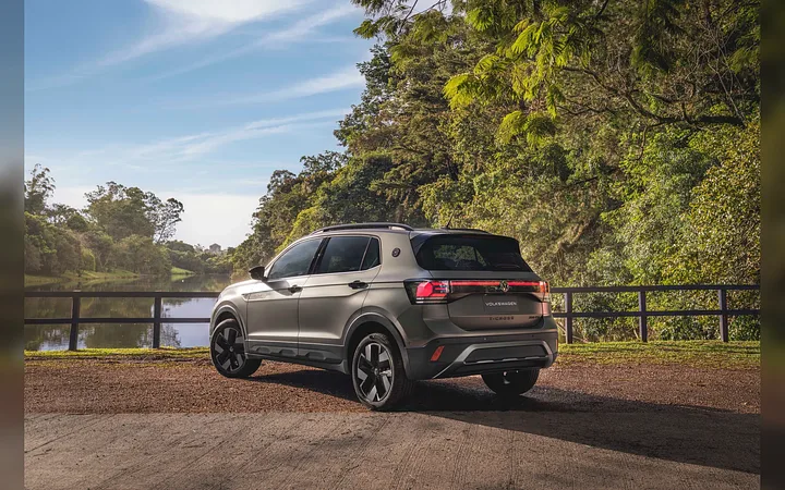 VW - VolksWagen T-Cross - foto 2